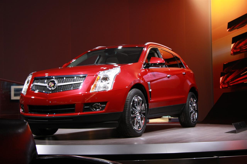 Illustration for article titled 2010 Cadillac SRX: When Luxury Crossover Meets Midsize SUV
